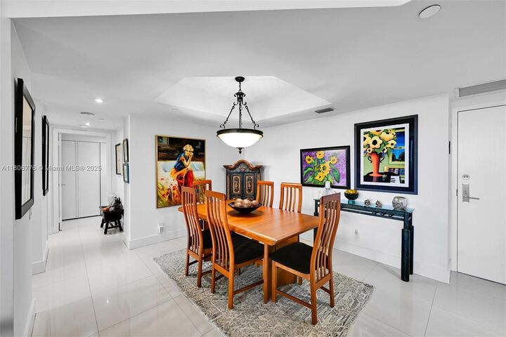 Property Photo:  3640 Yacht Club Dr 502  FL 33180 
