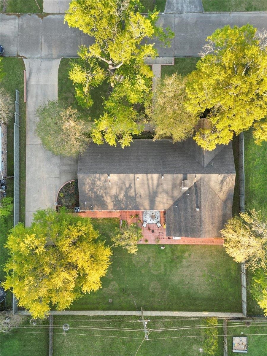 Property Photo: 2075 Rikisha Ln. TX 77706