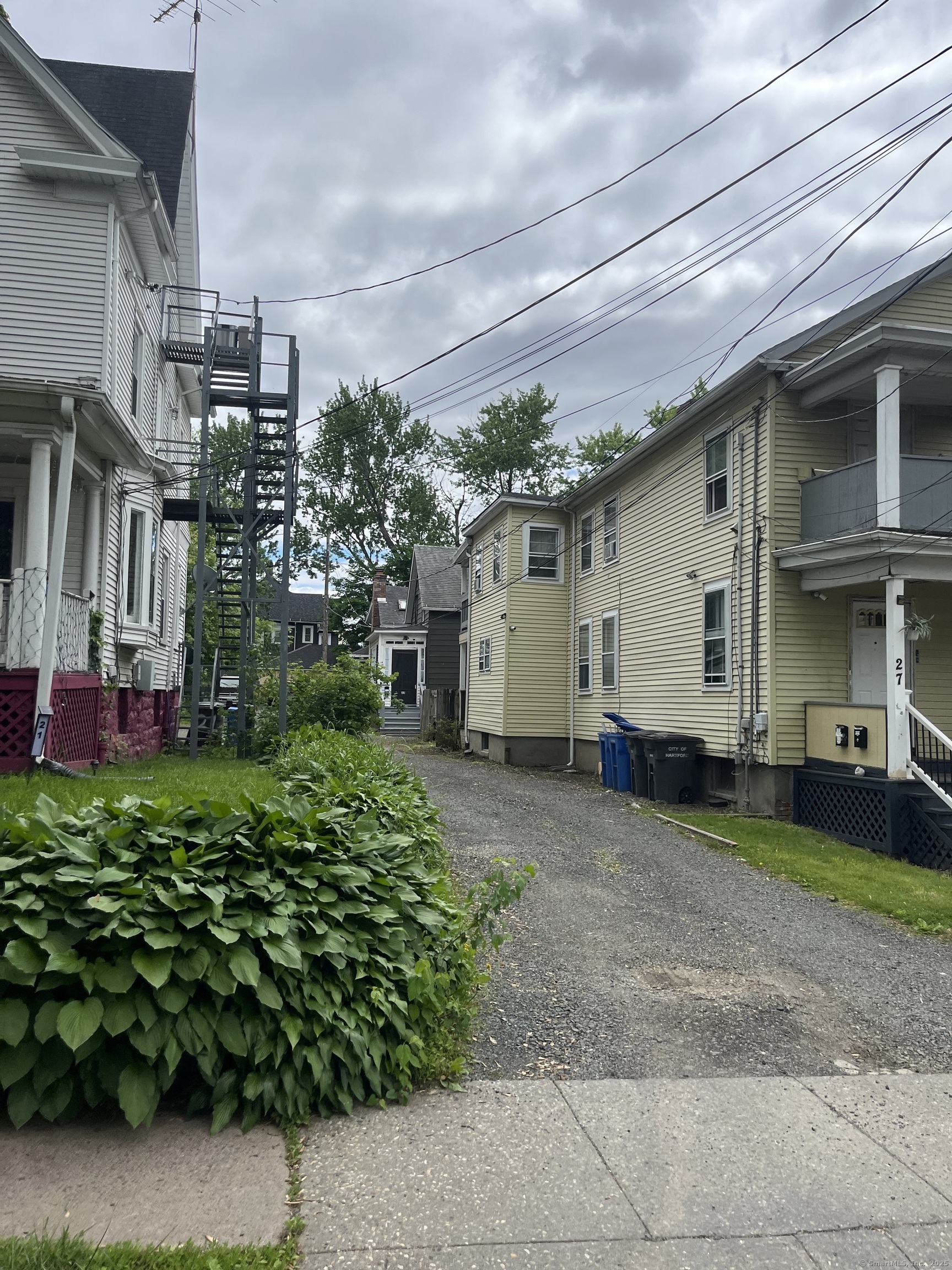 Property Photo: 25 Bliss Street CT 06114