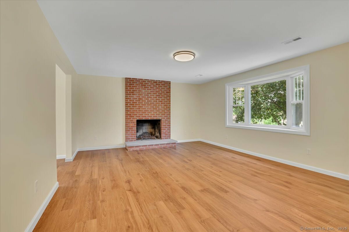 Property Photo: 14 Bent Road CT 06095