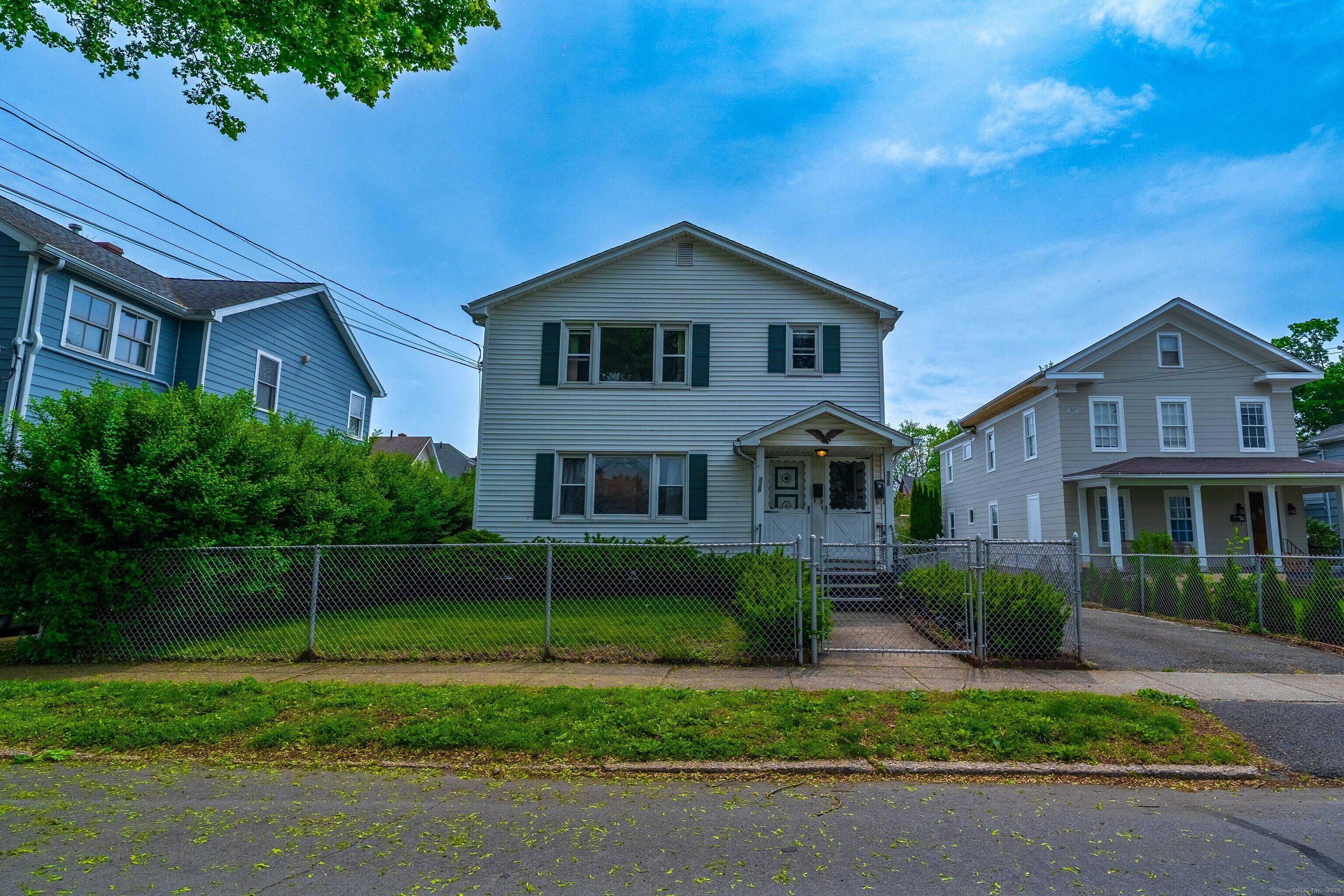 Property Photo: 326 Grovers Avenue CT 06605