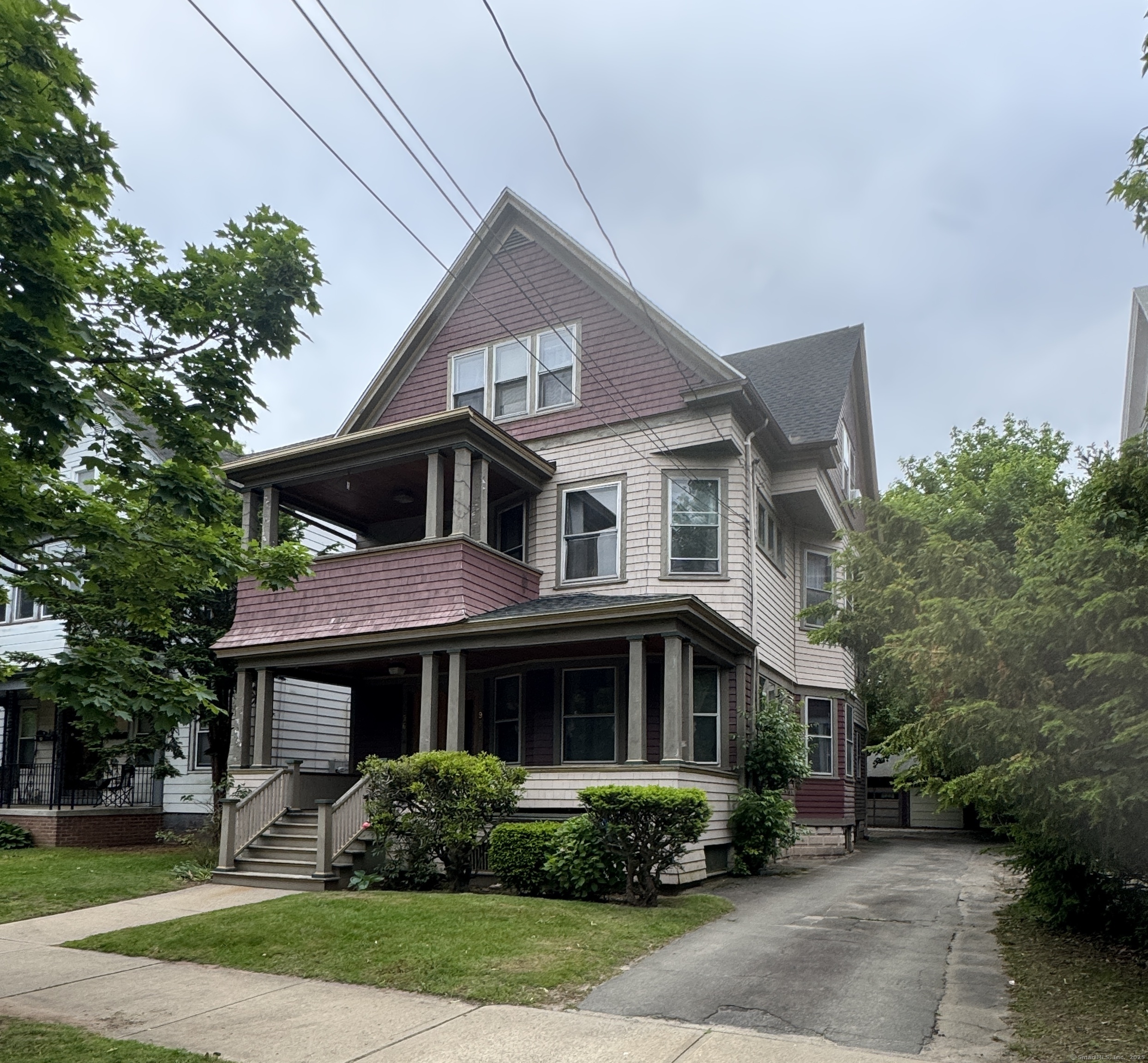 Property Photo:  96 Hubinger Street  CT 06511 