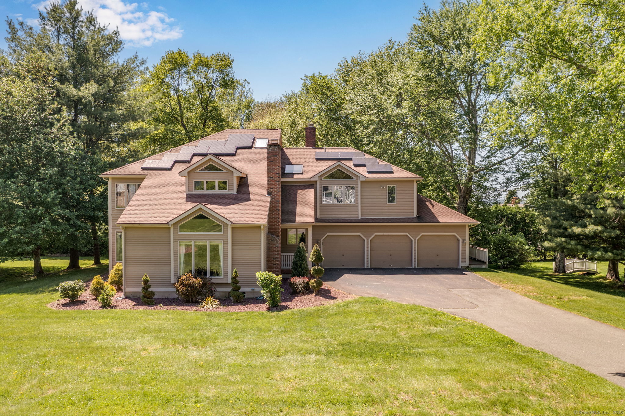 Property Photo: 17 Pasture Lane CT 06073