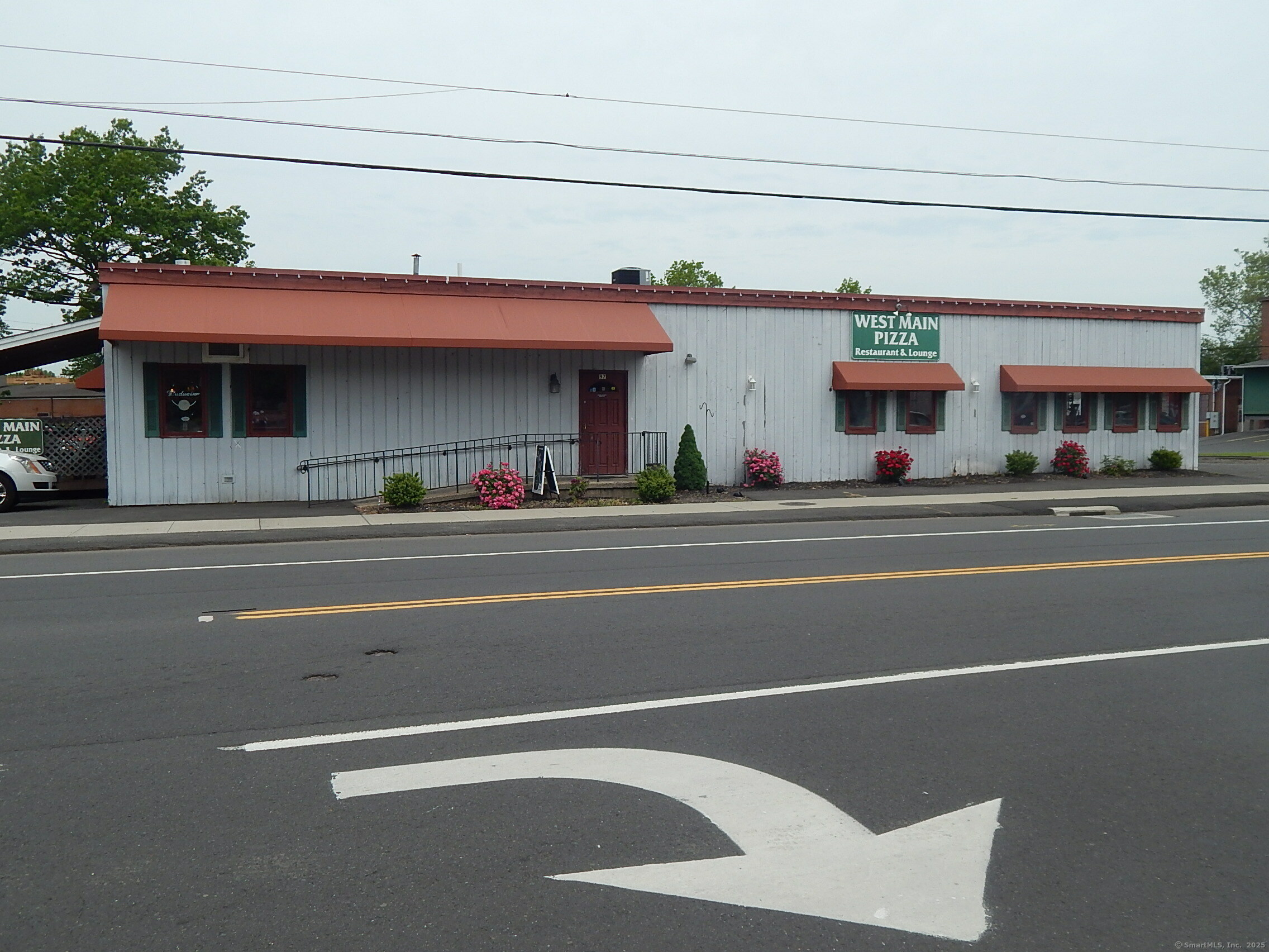 Property Photo: 93 East Main Street CT 06062