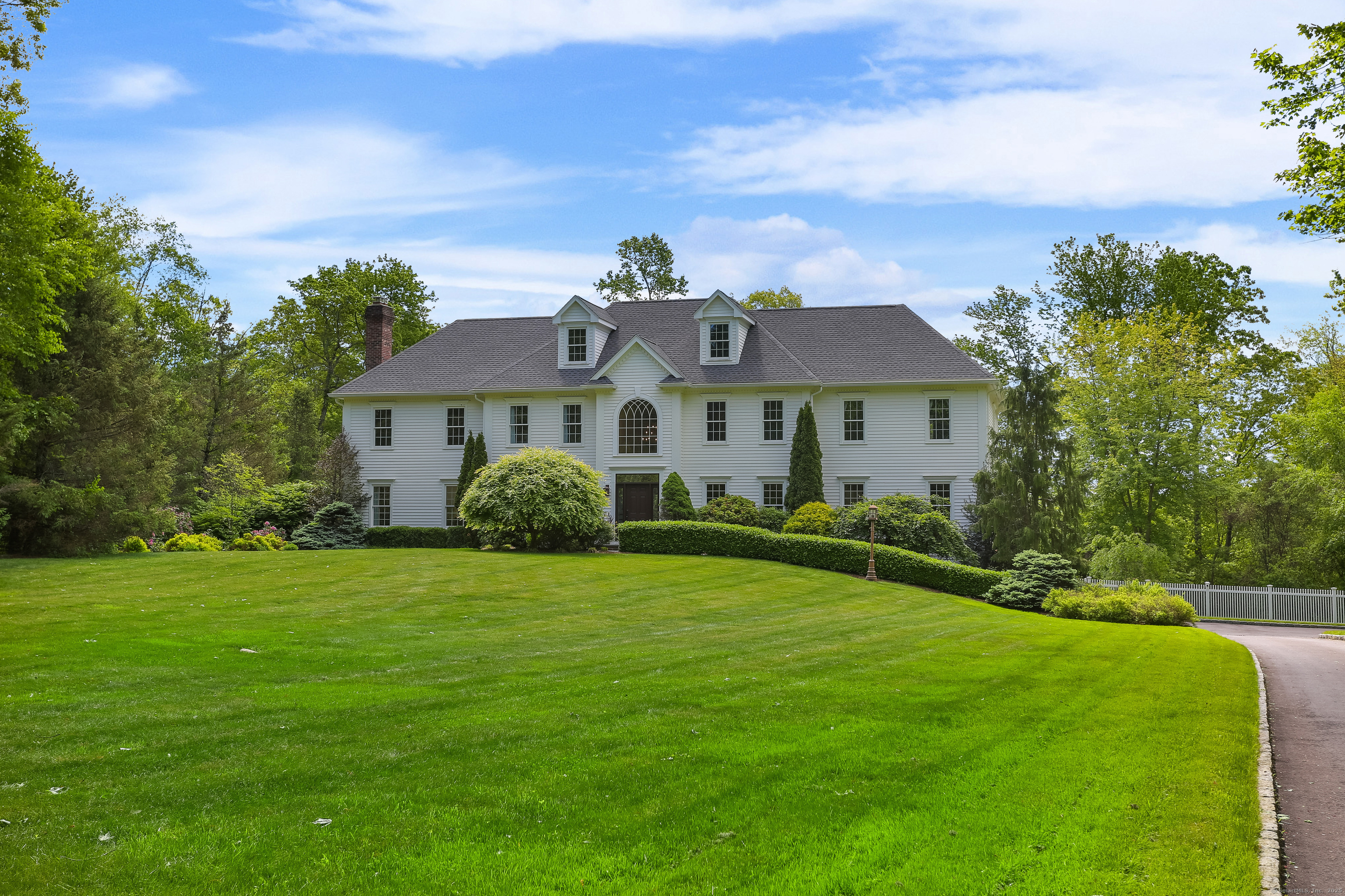 10 Easton Heights Lane  Easton CT 06612 photo