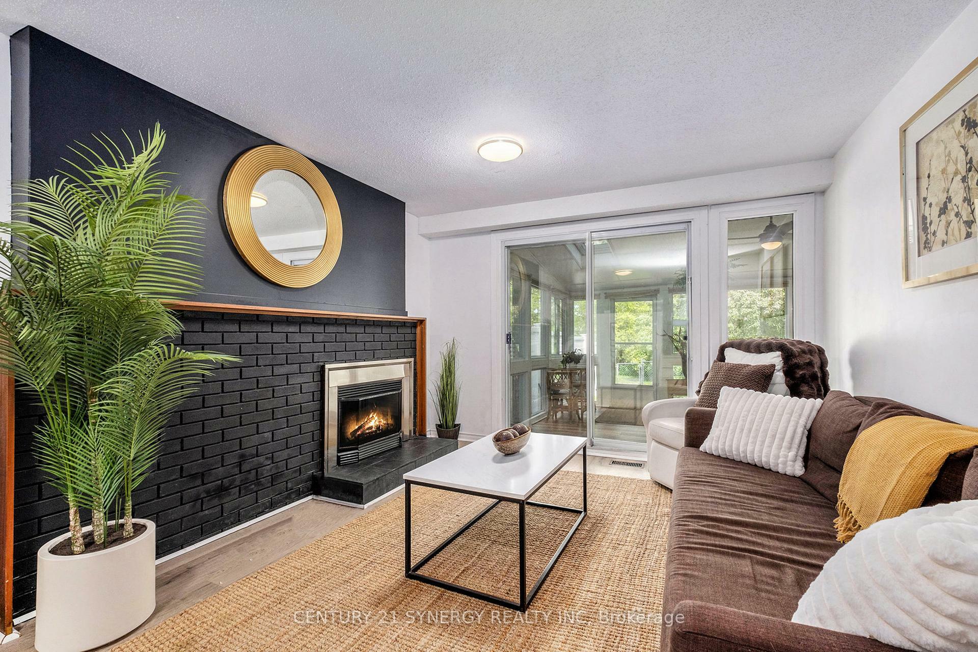 Property Photo:  127 Woodfield Drive  ON K2G 0A1 