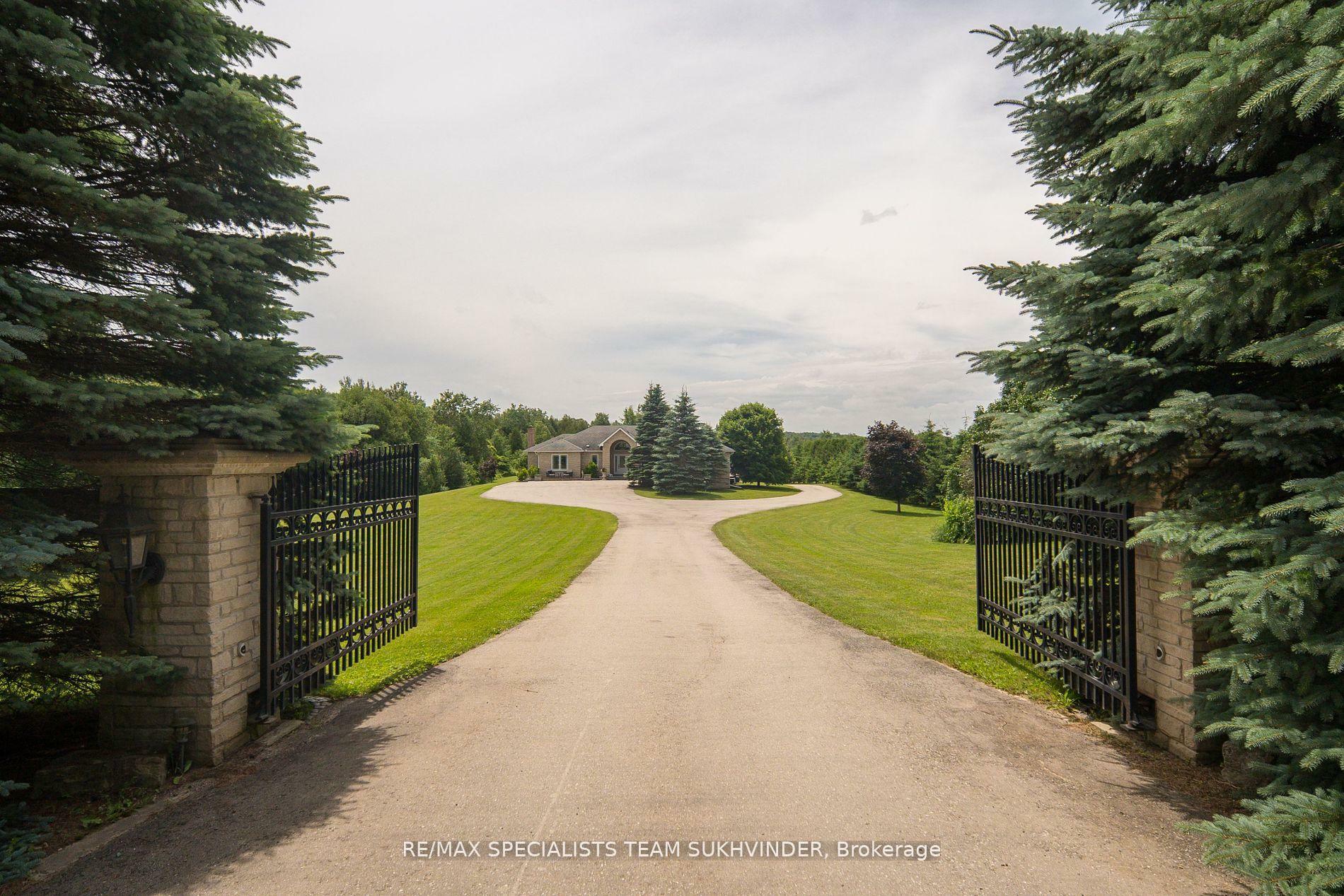Property Photo: 5224 6th Line ON L7J 2L8