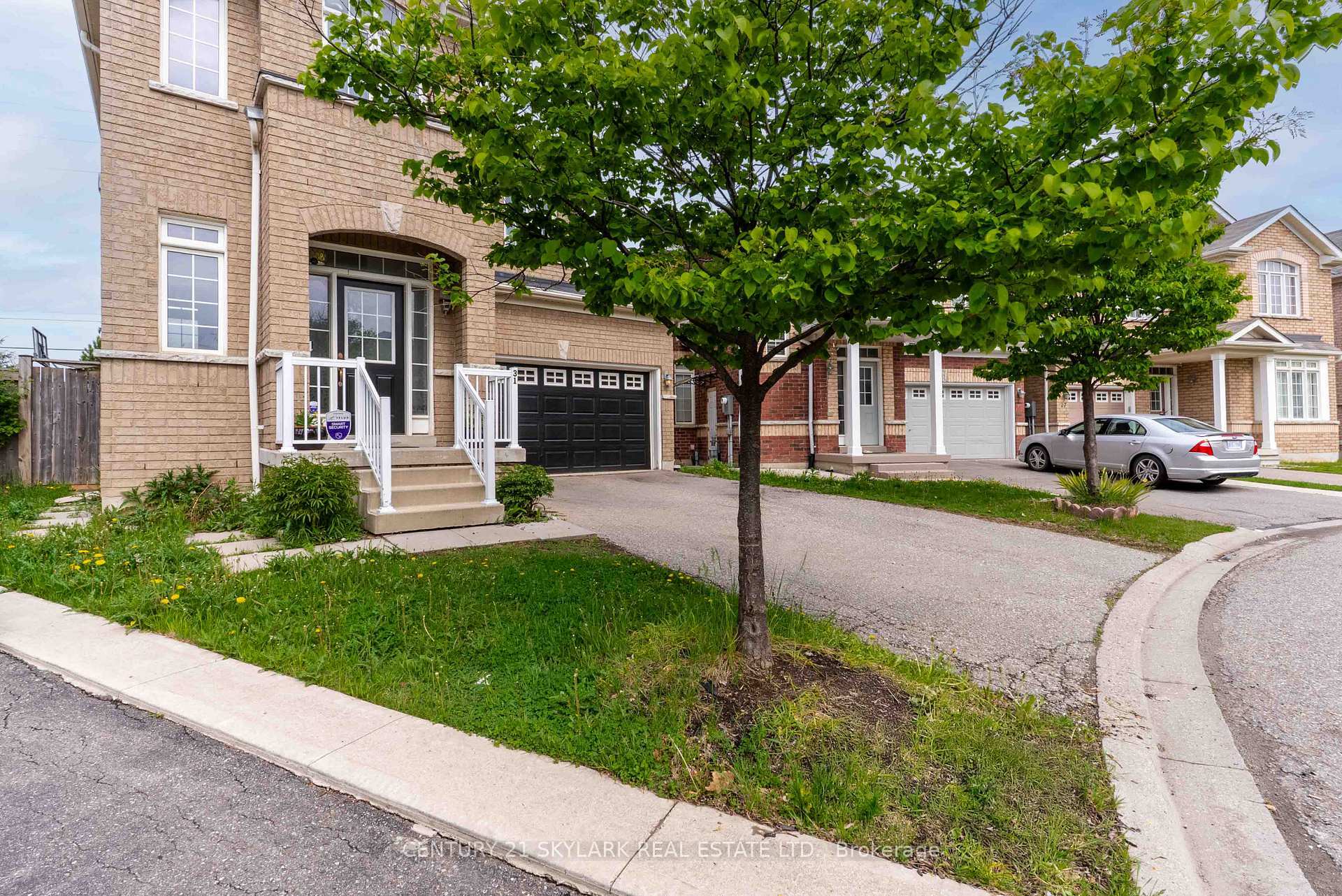 Photo de la propriété: 31 Joywill Court ON L7A 3T9