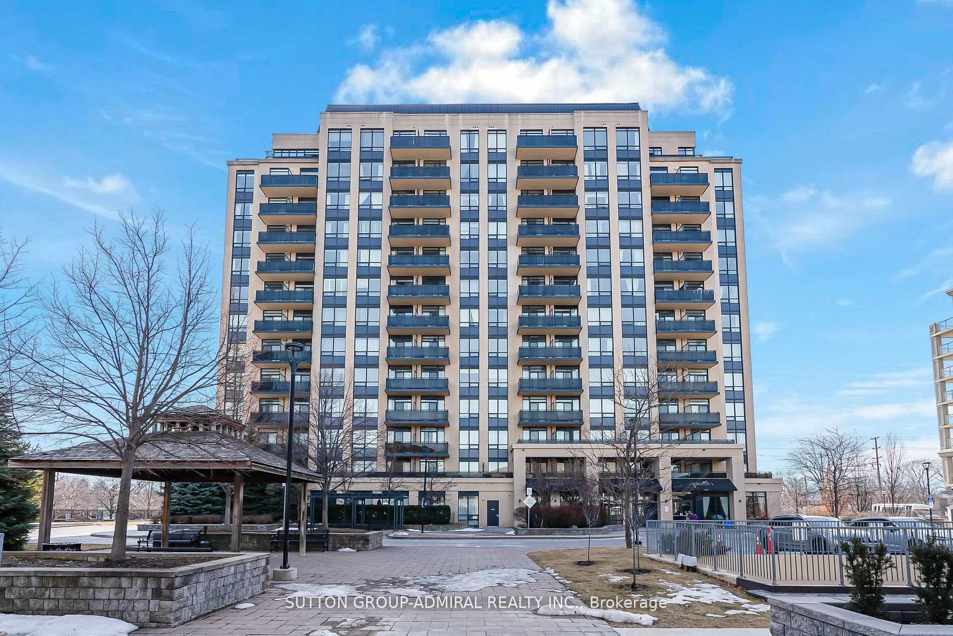 Property Photo: 520 Steeles Avenue W 615 ON L4J 0H2