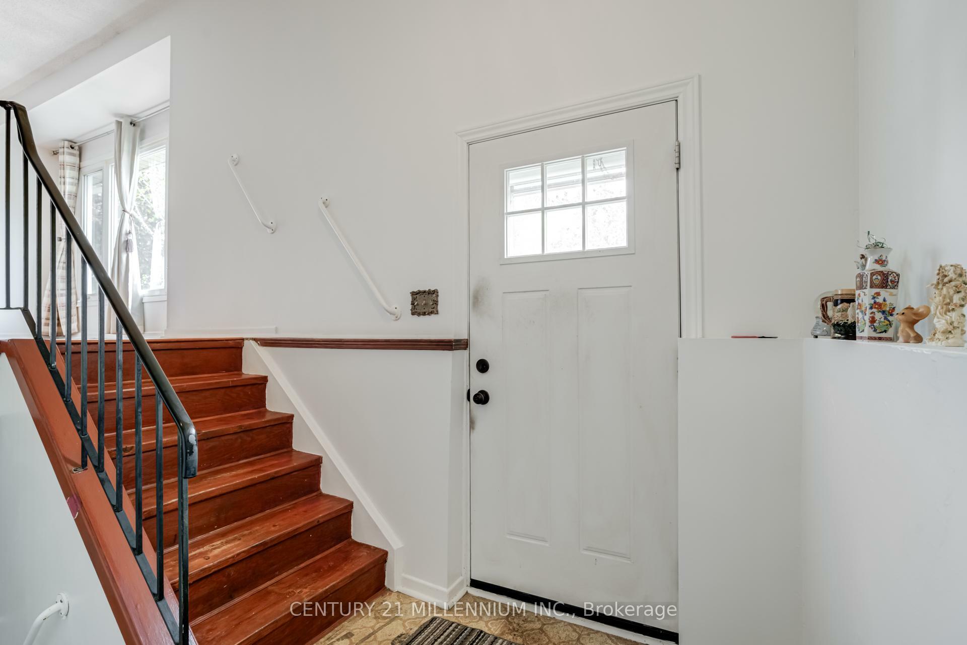 Property Photo: 94 Charters Road ON L6V 2S5