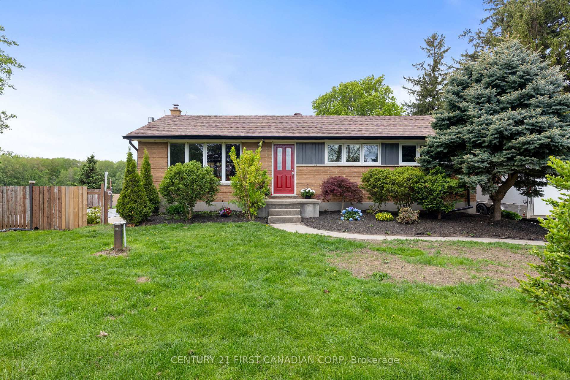 Photo de la propriété: 5270 Trafalgar Street ON N0L 1G4