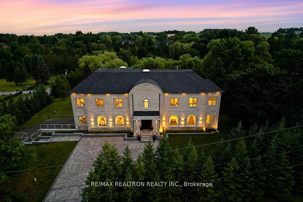 Property Photo: 2 Blueberry Lane ON L7B 1C5