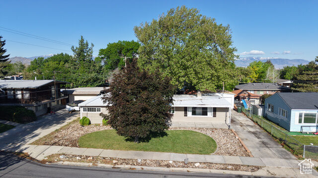 Property Photo:  468 S Pioneer Ave  UT 84074 