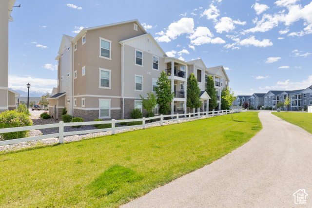 Property Photo: 13092 S Tortola Dr 101 UT 84096
