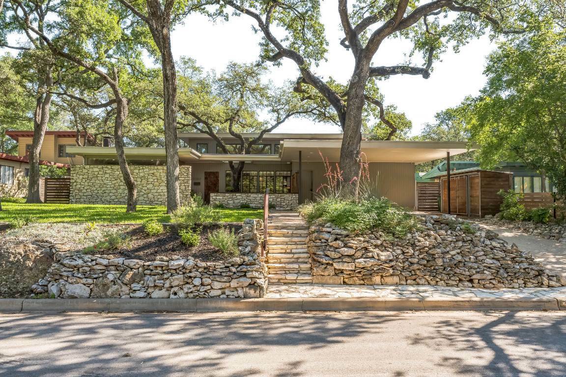 Property Photo: 2302 Rundell Place TX 78704