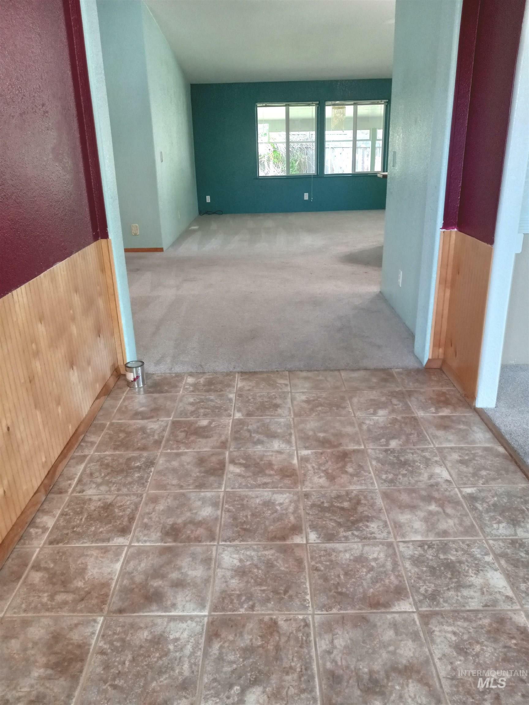 Property Photo: 410 Cedar St ID 83644