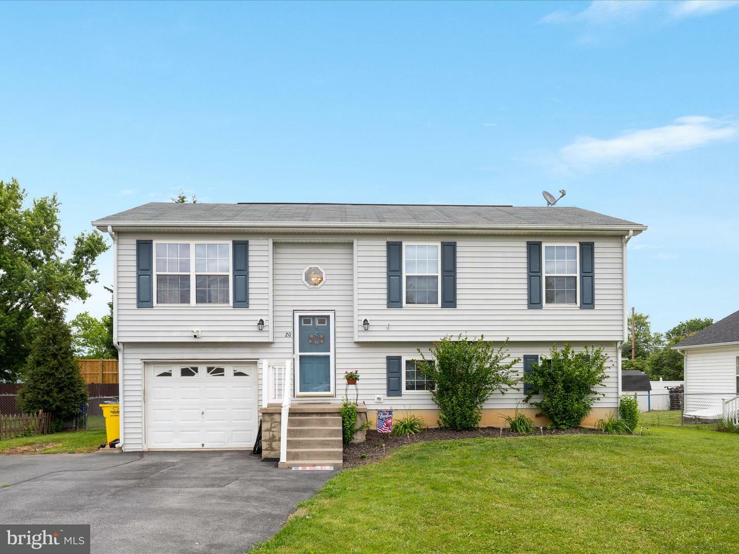 Property Photo: 20 Cook Court WV 25405
