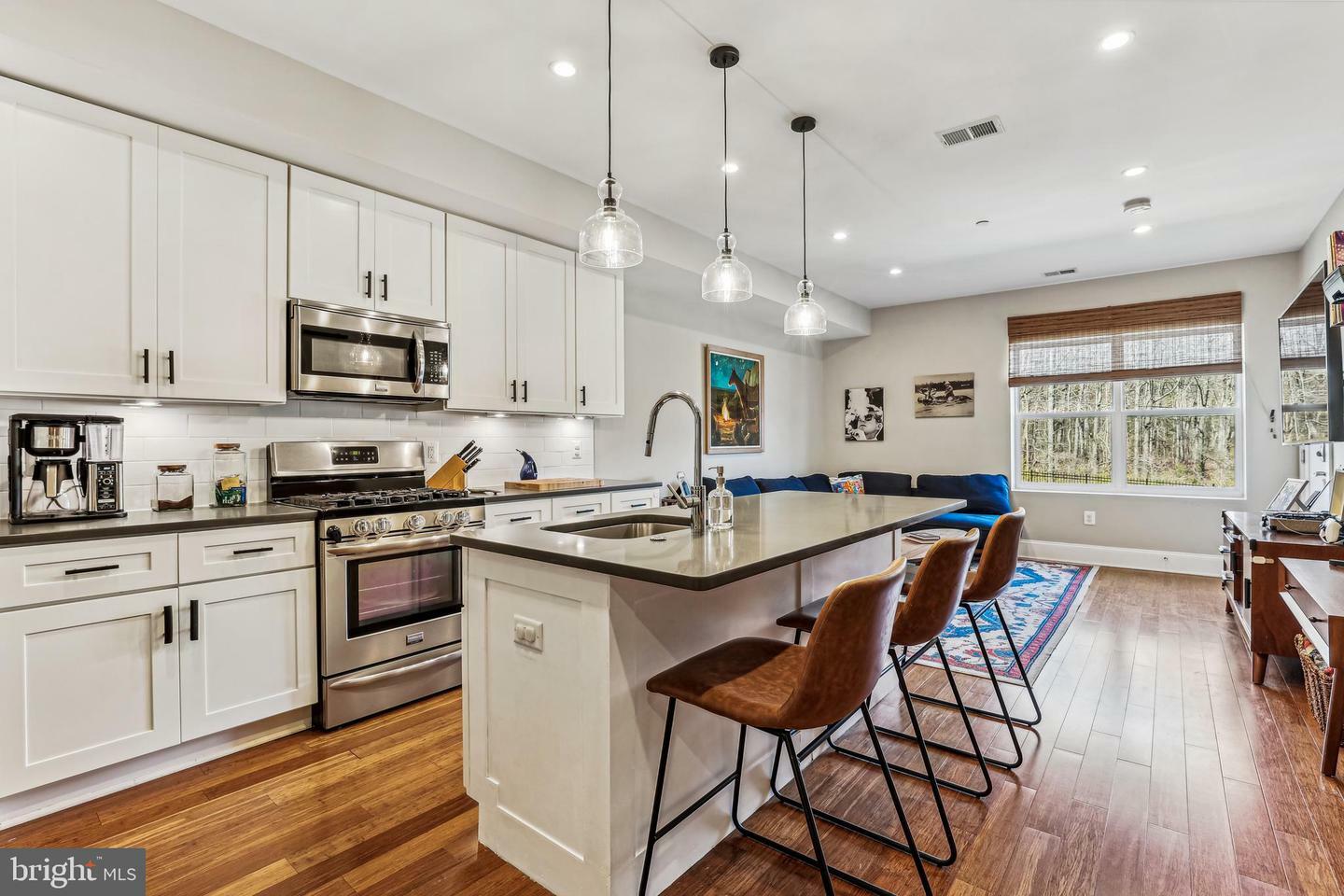 Property Photo: 2221 M Street NE 302 DC 20002
