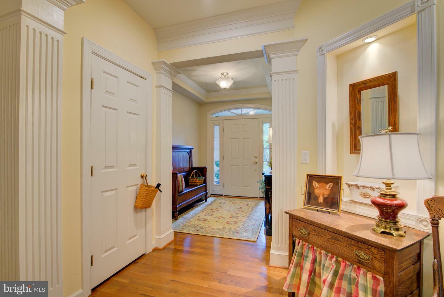 Property Photo: 18302 Buccaneer Terrace VA 20176