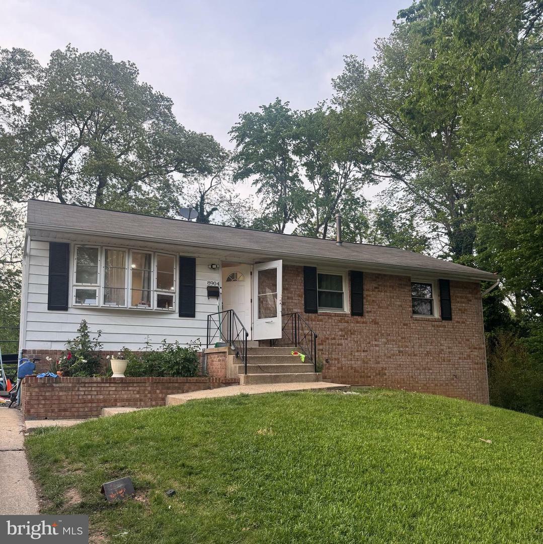 Property Photo: 8904 Madison Street MD 20784