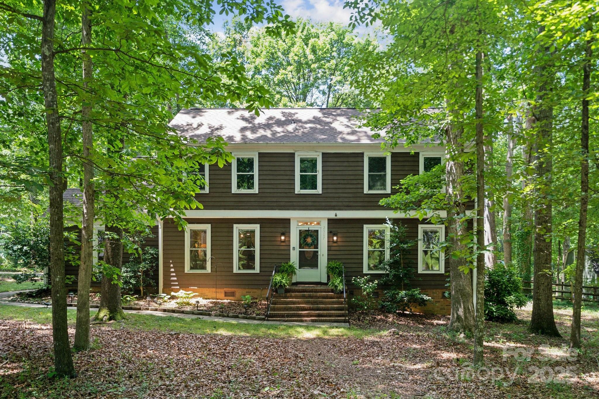 2507 Connemara Drive  Matthews NC 28105 photo