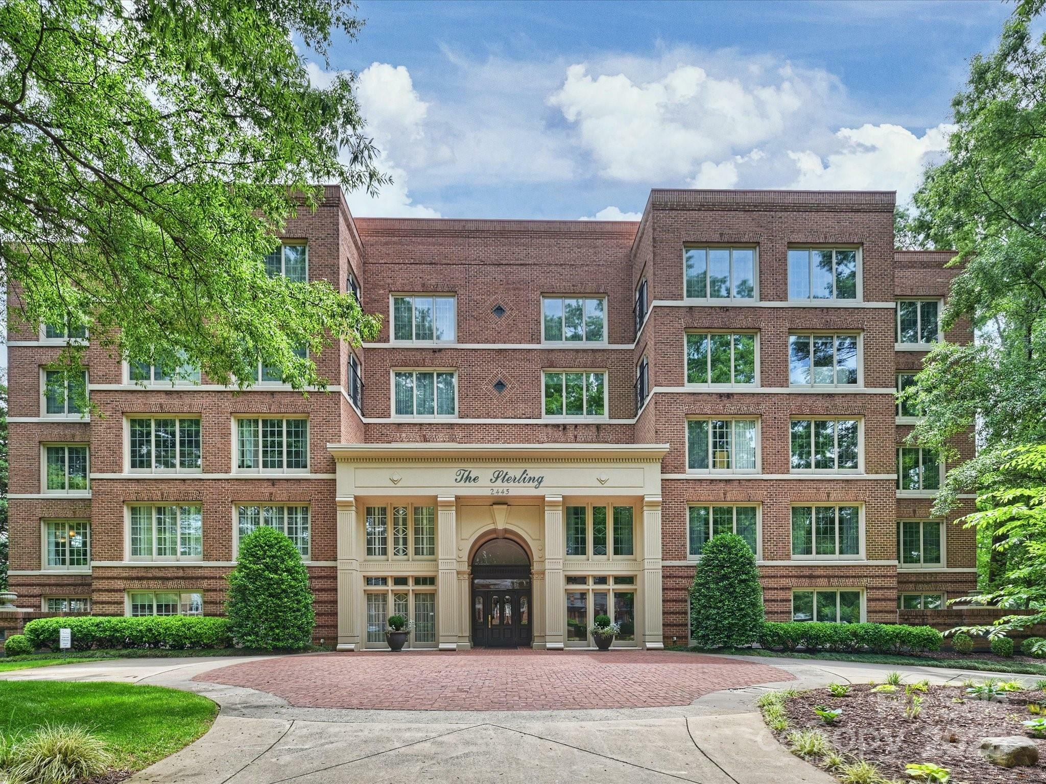 2445 Selwyn Avenue 104  Charlotte NC 28209 photo
