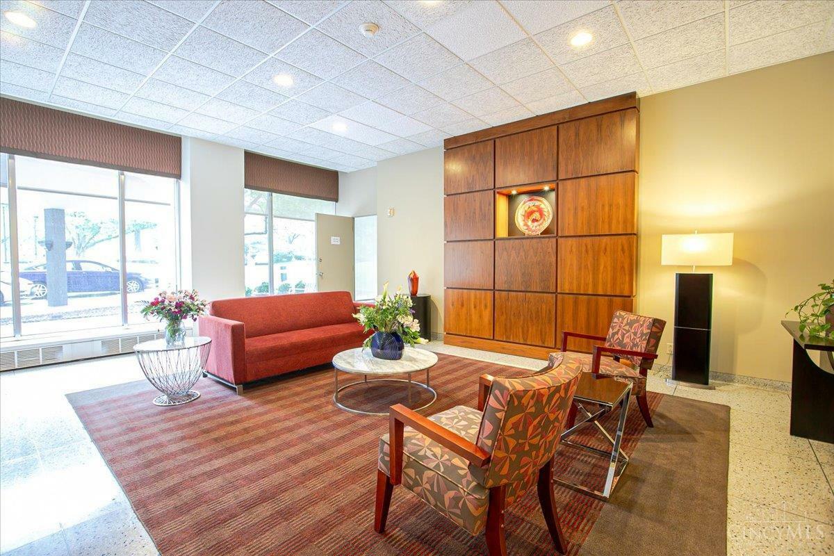Property Photo:  2324 Madison Road  OH 45208 