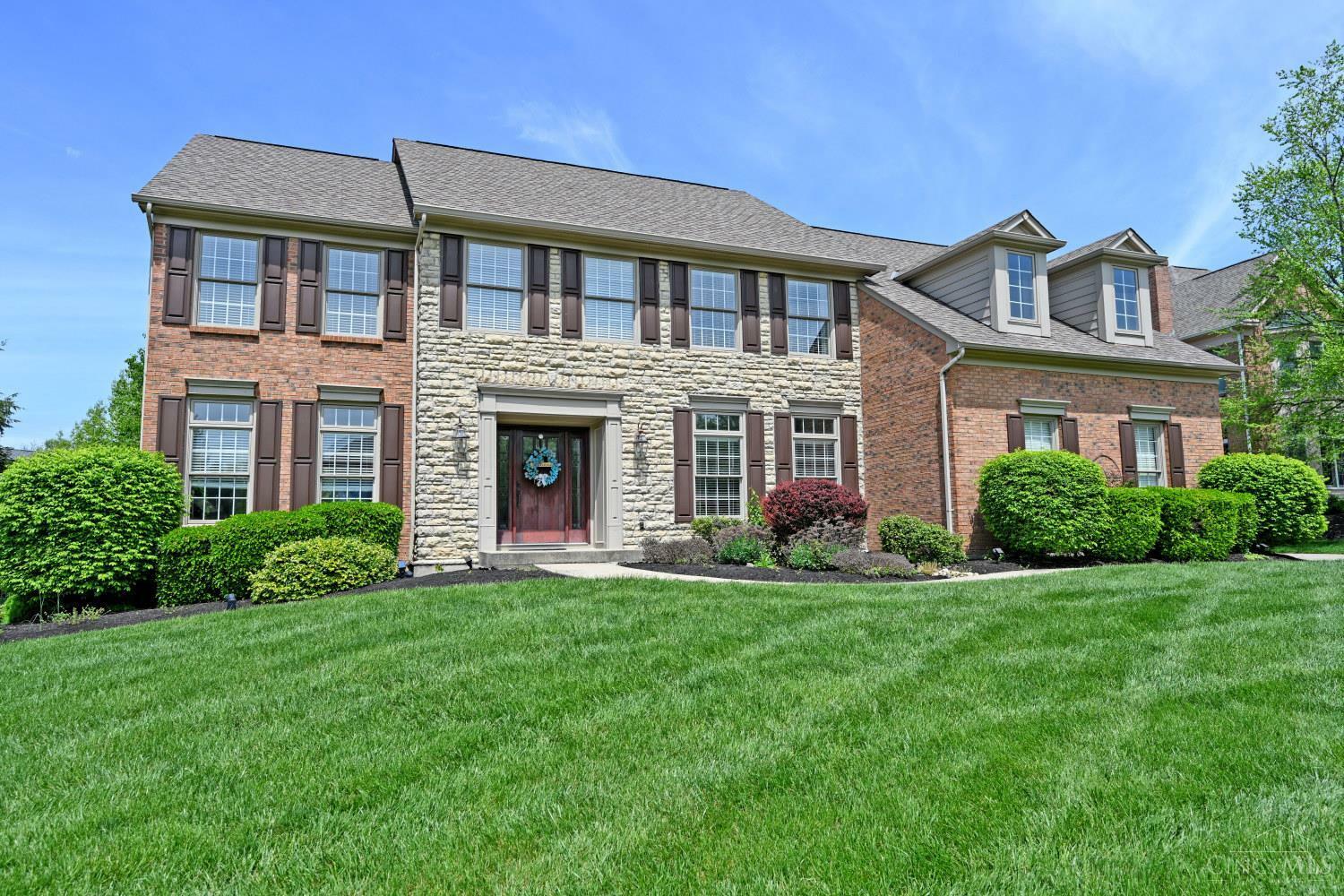 Property Photo: 6826 Waterbury Lane OH 45040