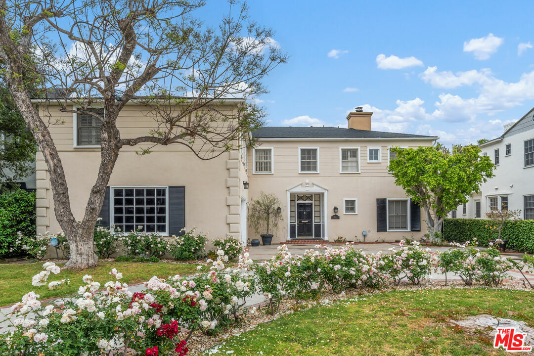 Property Photo: 234 S Roxbury Dr CA 90212
