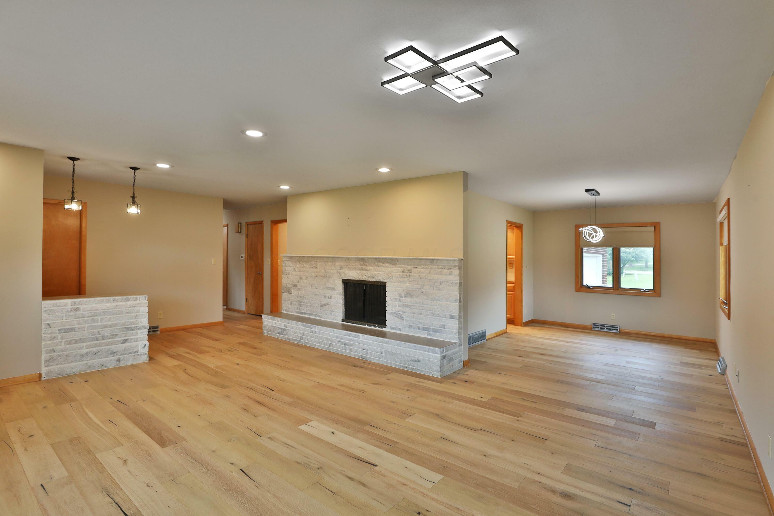 465 W Schrock Road  Westerville OH 43081 photo