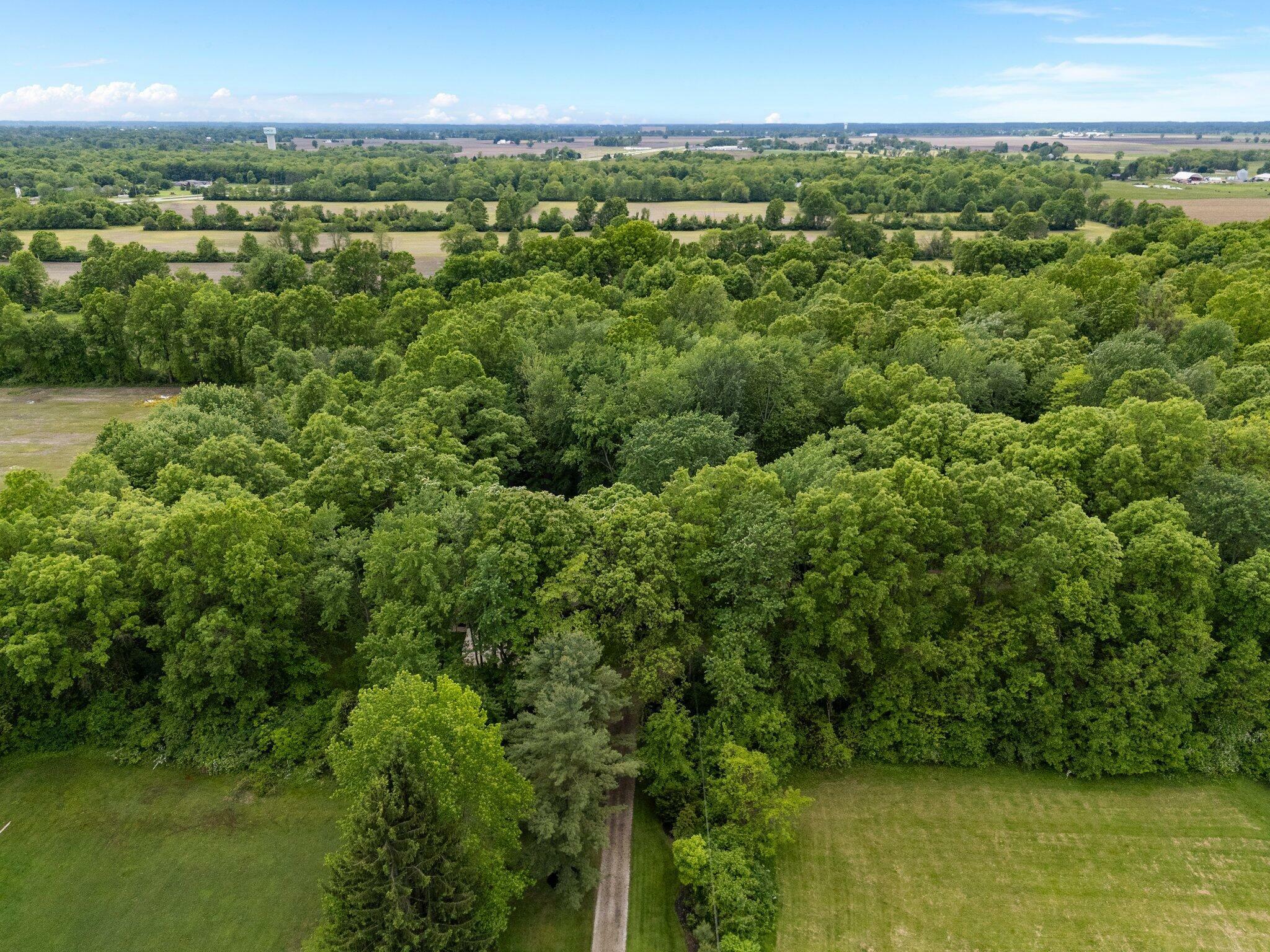 Property Photo: 429 N Old State Road OH 43015