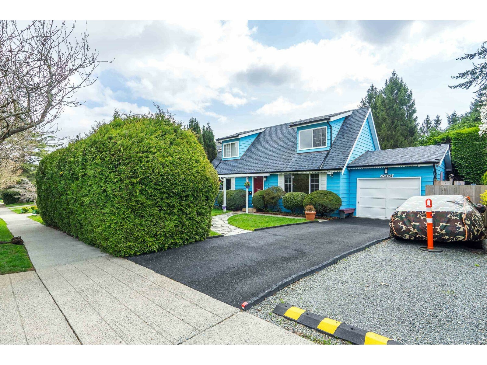 Photo de la propriété: 15428 Madrona BC V4A 5N3