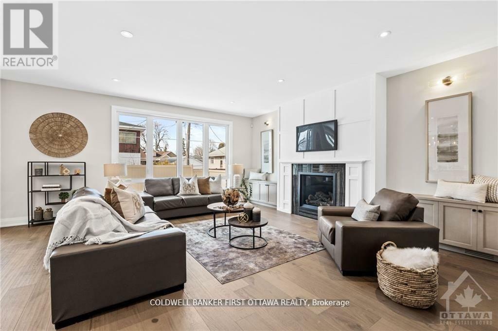 Property Photo: 317 Westhill Avenue ON K1Z 7H7