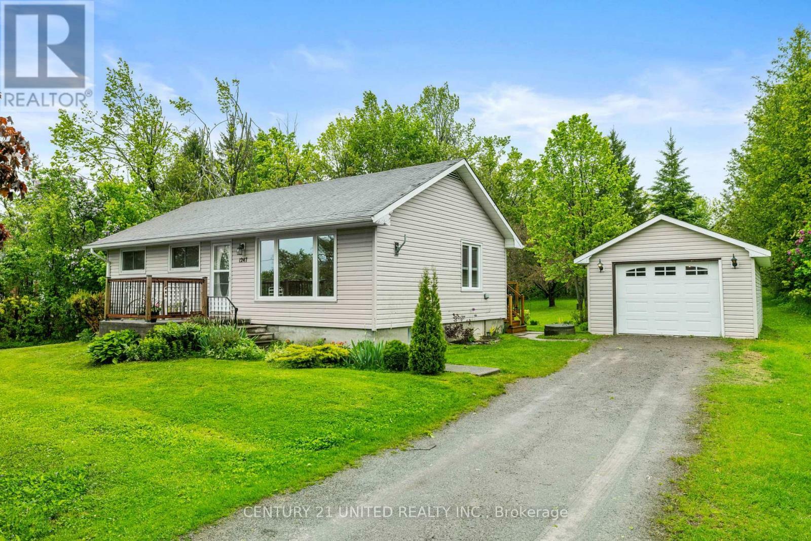 Property Photo: 1247 Mann Road ON K0L 1H0