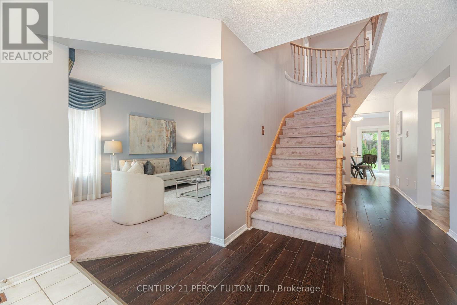 Property Photo:  42 Bennett Avenue  ON L1T 3R8 