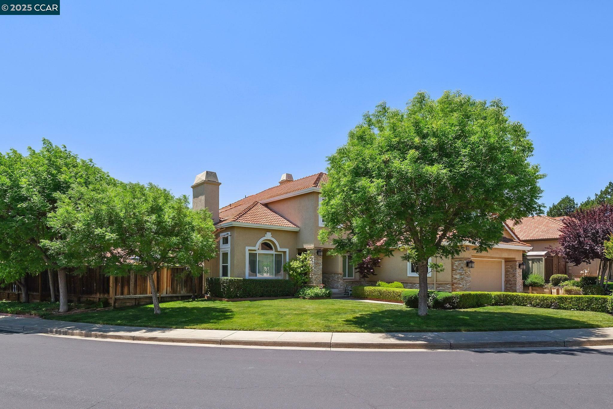 Property Photo: 133 El Portal Place CA 94517