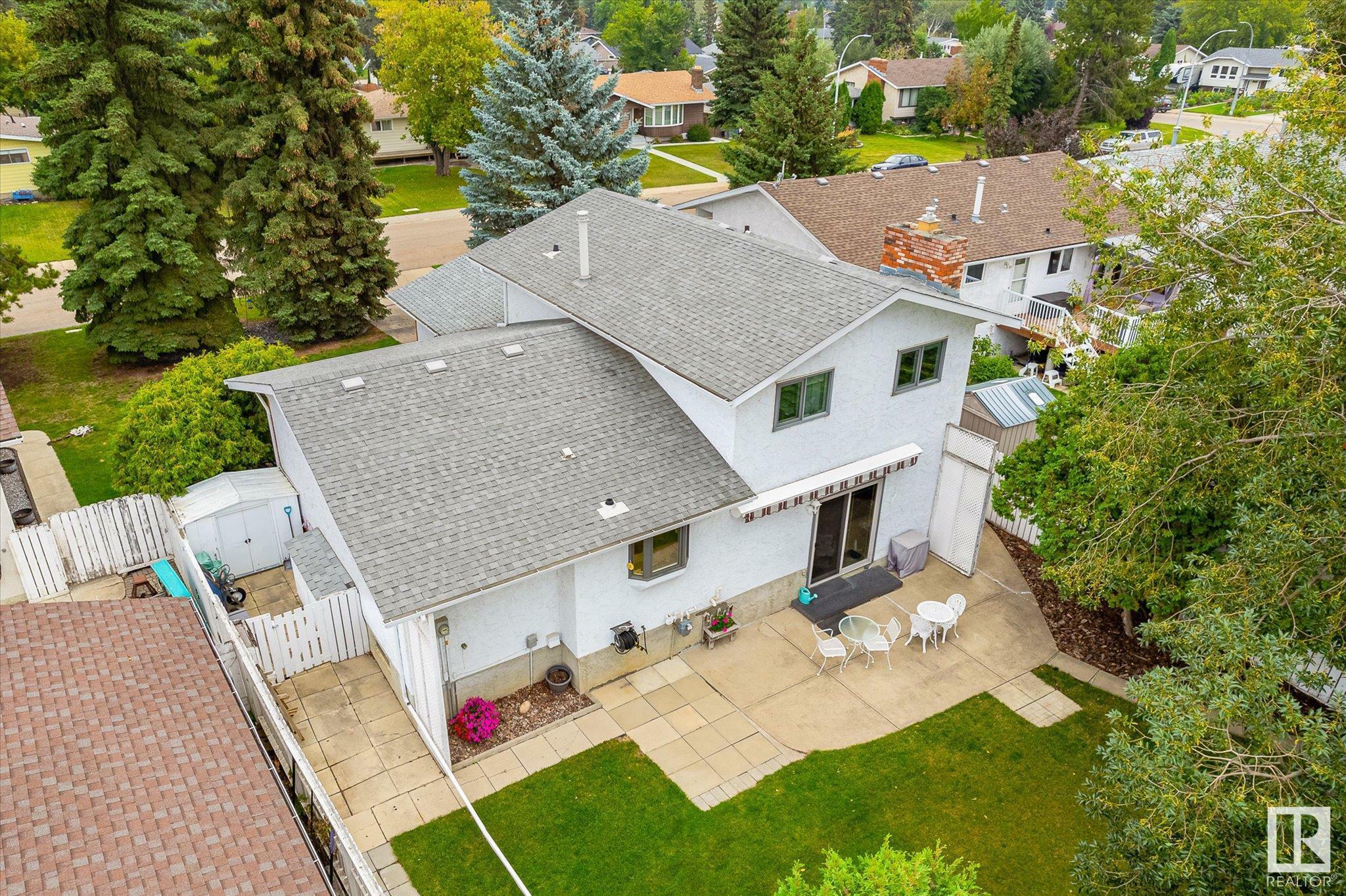 Photo de la propriété: 8 Waverley Crescent AB T7X 1N4