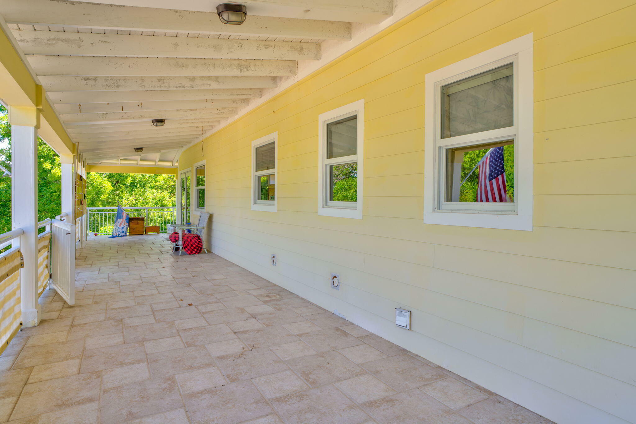 Property Photo: 894 Ellen Drive FL 33037