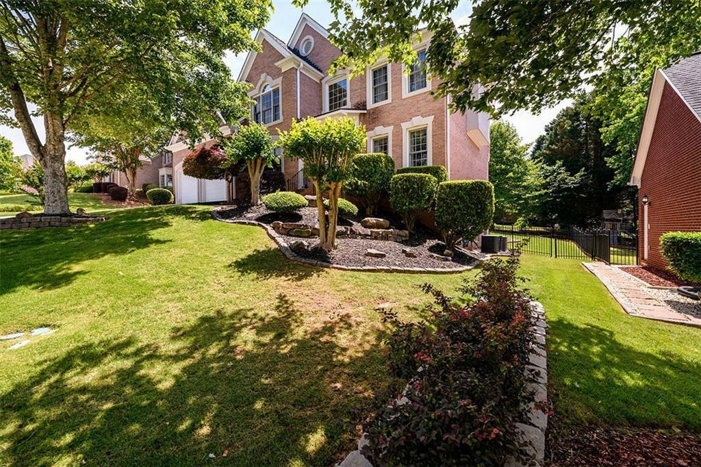 Property Photo: 2484 Mossy Branch Drive GA 30078
