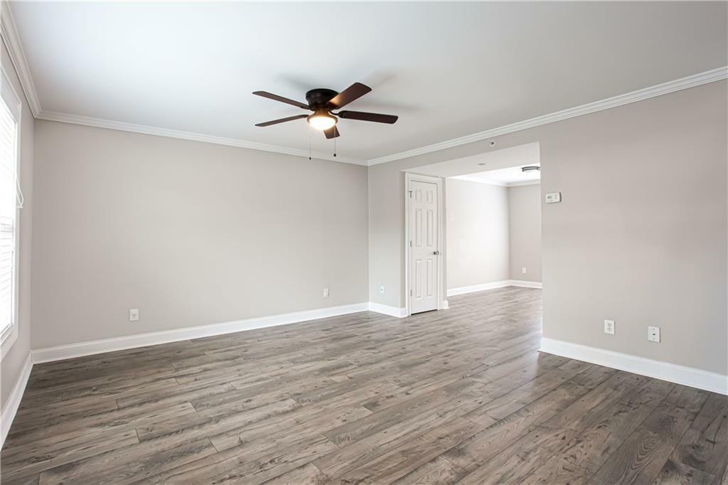 Property Photo: 7 Villa Court SE GA 30080