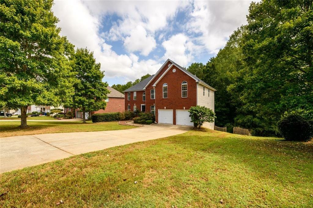 Property Photo: 1045 Paper Creek Drive GA 30046