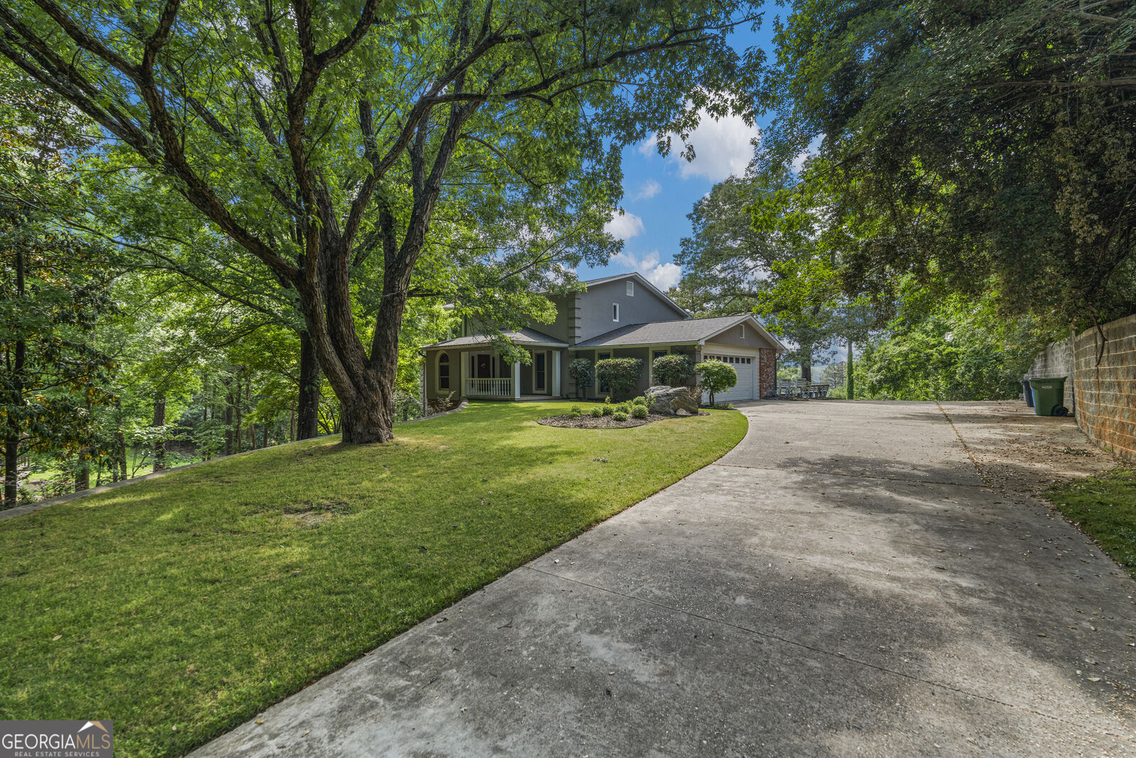 Property Photo: 5905 Roaring Branch Road GA 31904