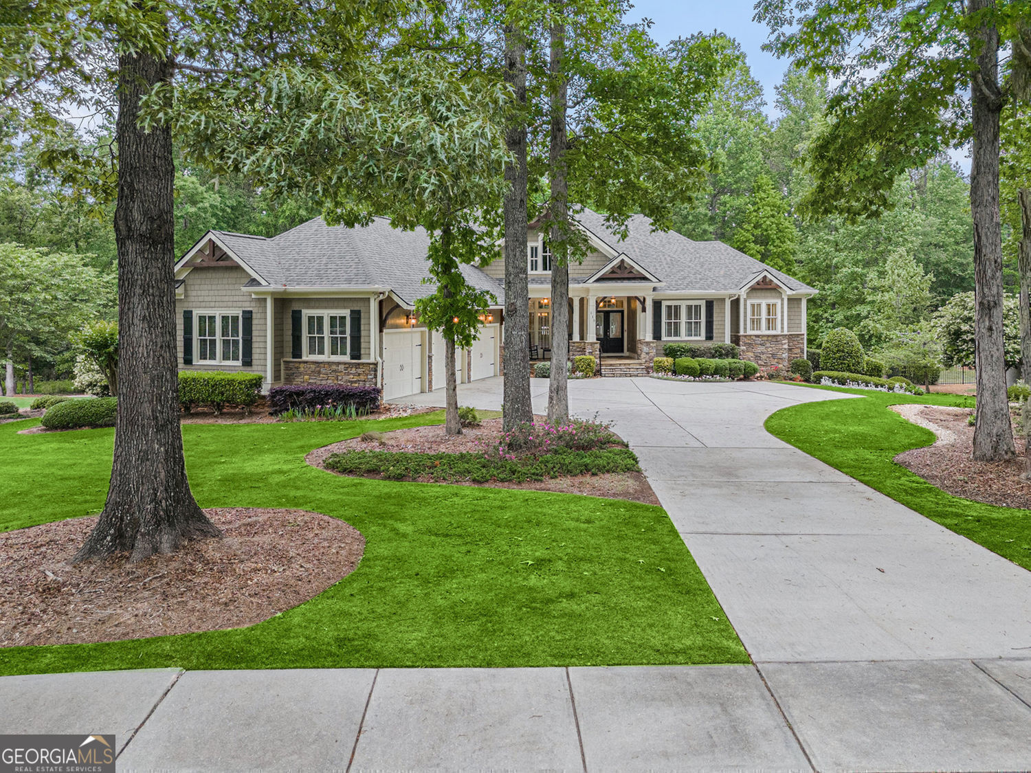 Property Photo: 115 Edgewood Parkway GA 30215