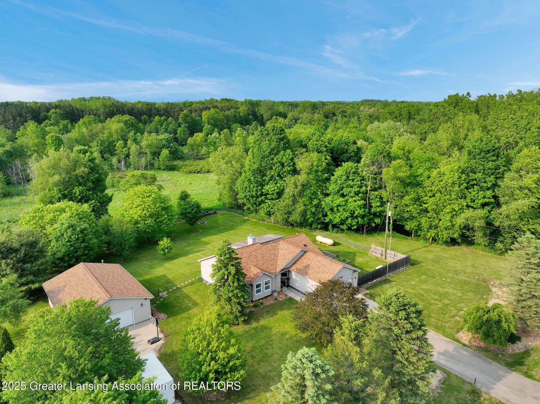 Property Photo: 7413 E 5 Point Highway MI 48827
