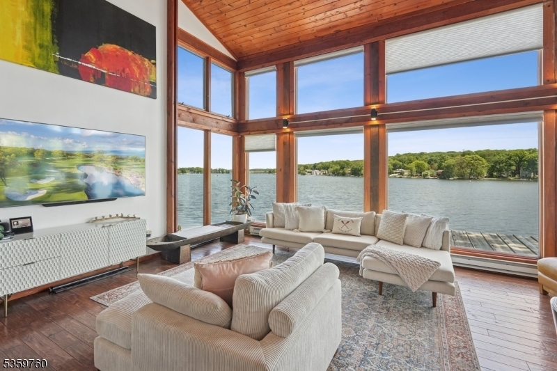 Property Photo: 318 Kingsland Rd NJ 07850