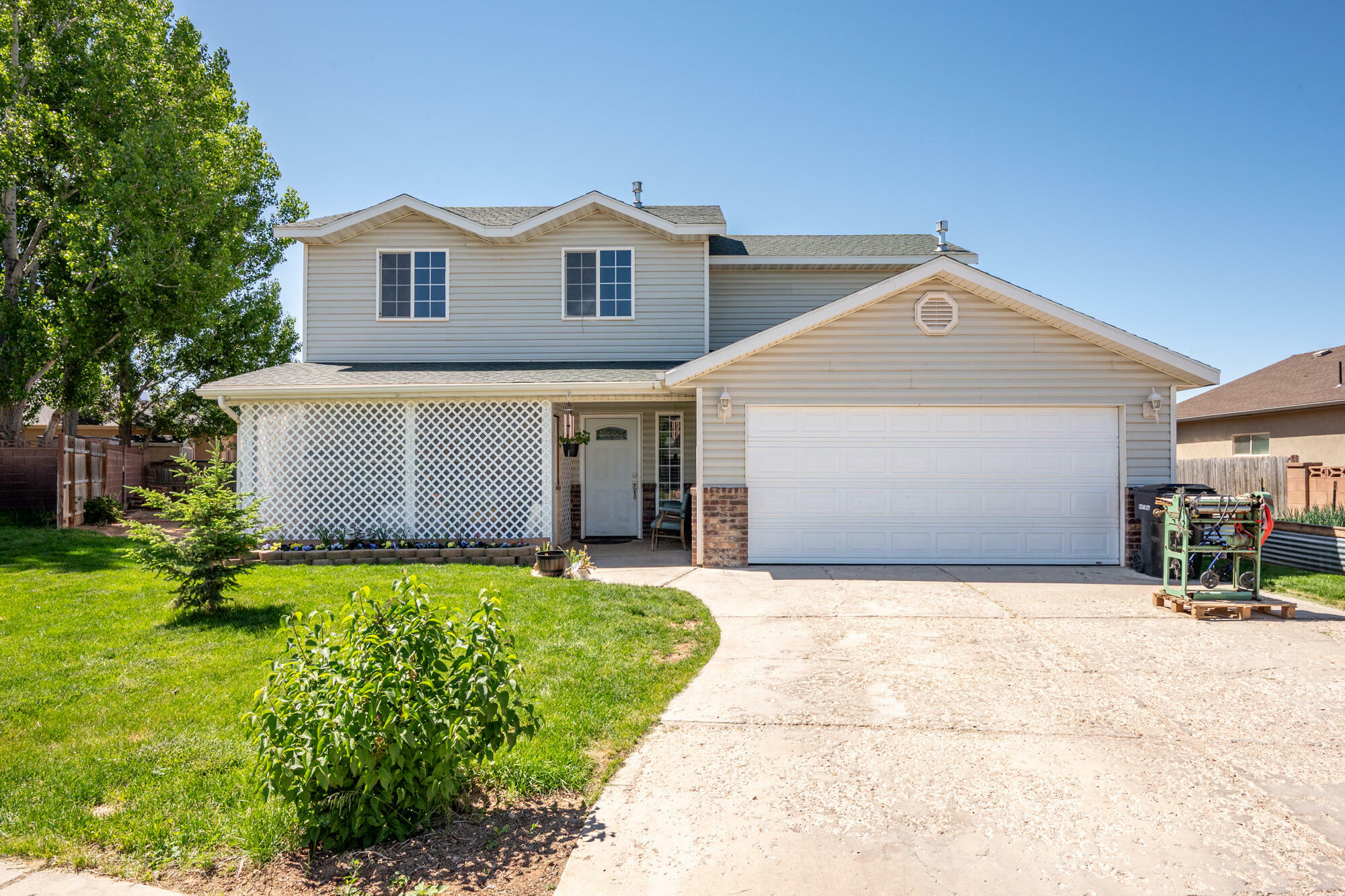Property Photo: 4017 W 250 N UT 84720