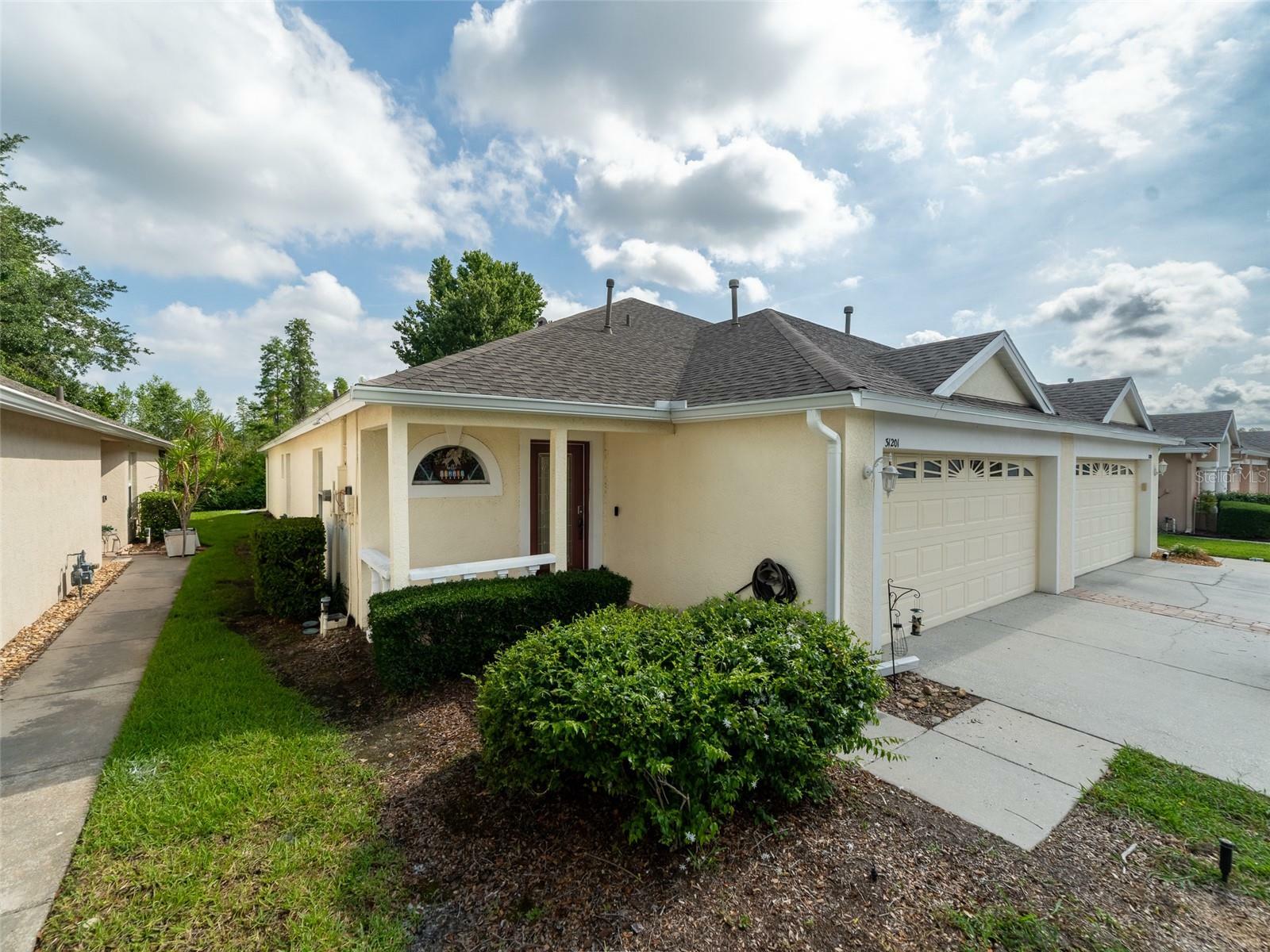 Property Photo: 31201 Shaker Circle FL 33543
