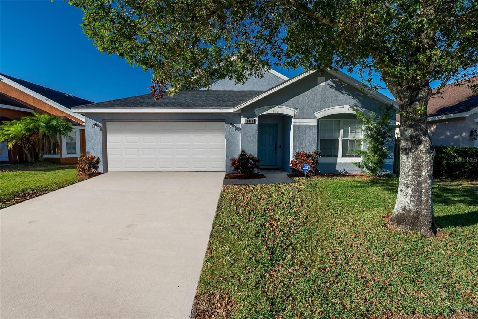 Property Photo:  3010 Egrets Landing Drive  FL 32746 