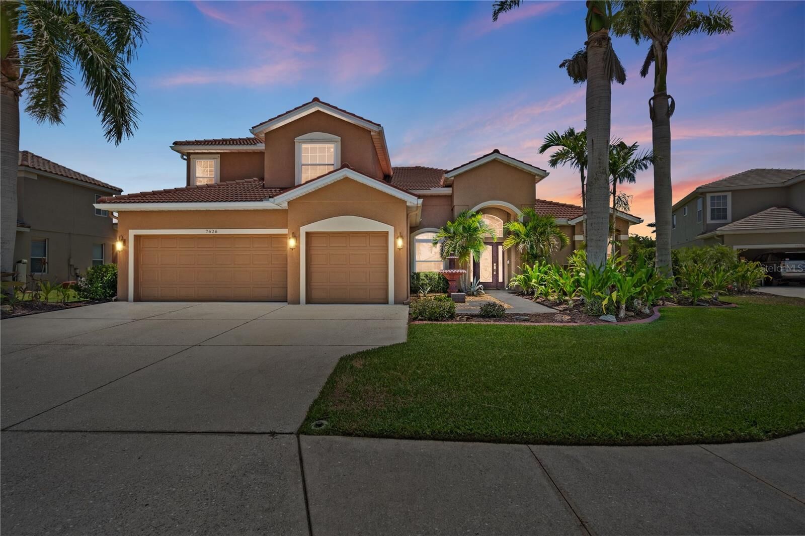 Property Photo: 7626 Double Pine Drive FL 34240