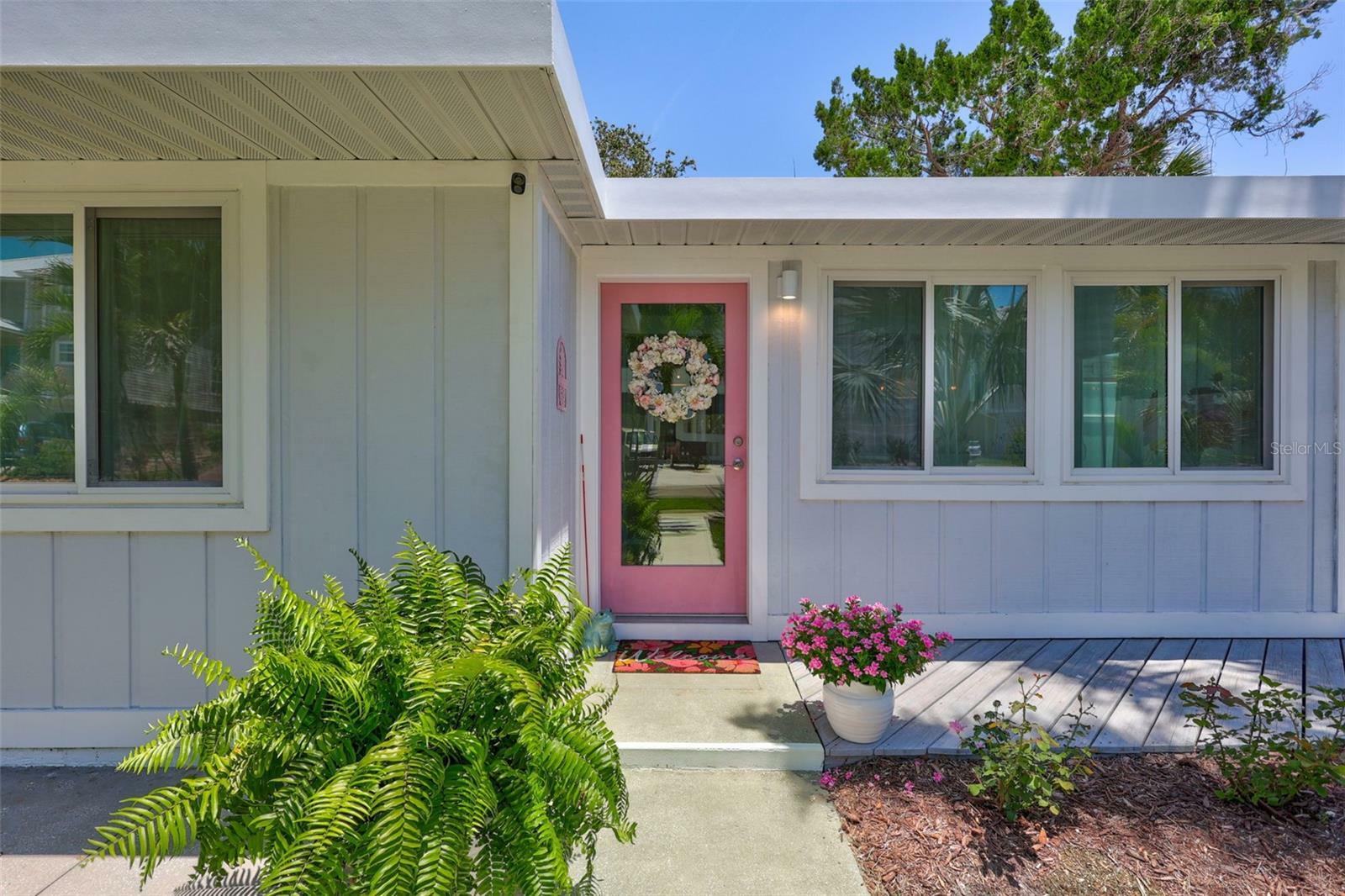 Property Photo:  643 Calle Del Otono  FL 34242 